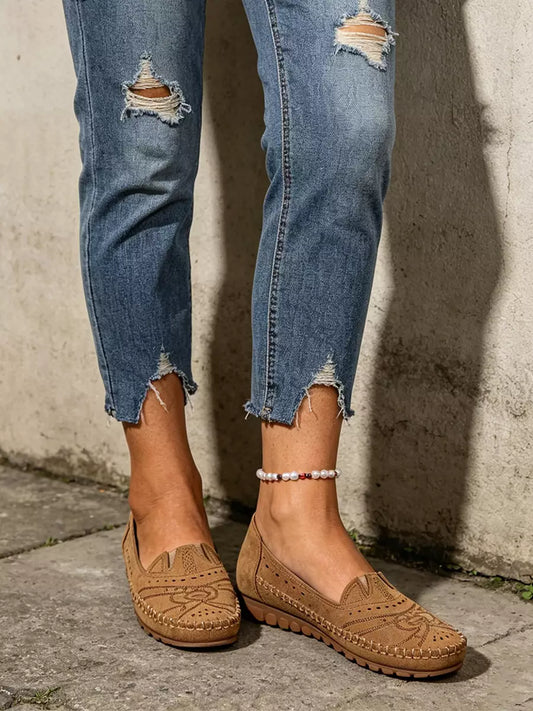 【36-43】Balerini casual perforați stil retro|Talpă moale, confort zilnic|Slip-on, mărimi mari